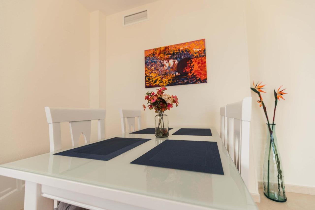 En La Playa. Planta 19. Vistas Espectaculares. 2 Terrazas. Apartment กัลเป ภายนอก รูปภาพ