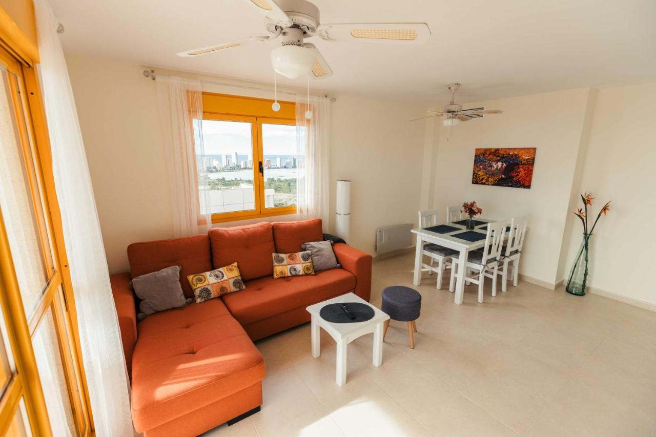 En La Playa. Planta 19. Vistas Espectaculares. 2 Terrazas. Apartment กัลเป ภายนอก รูปภาพ