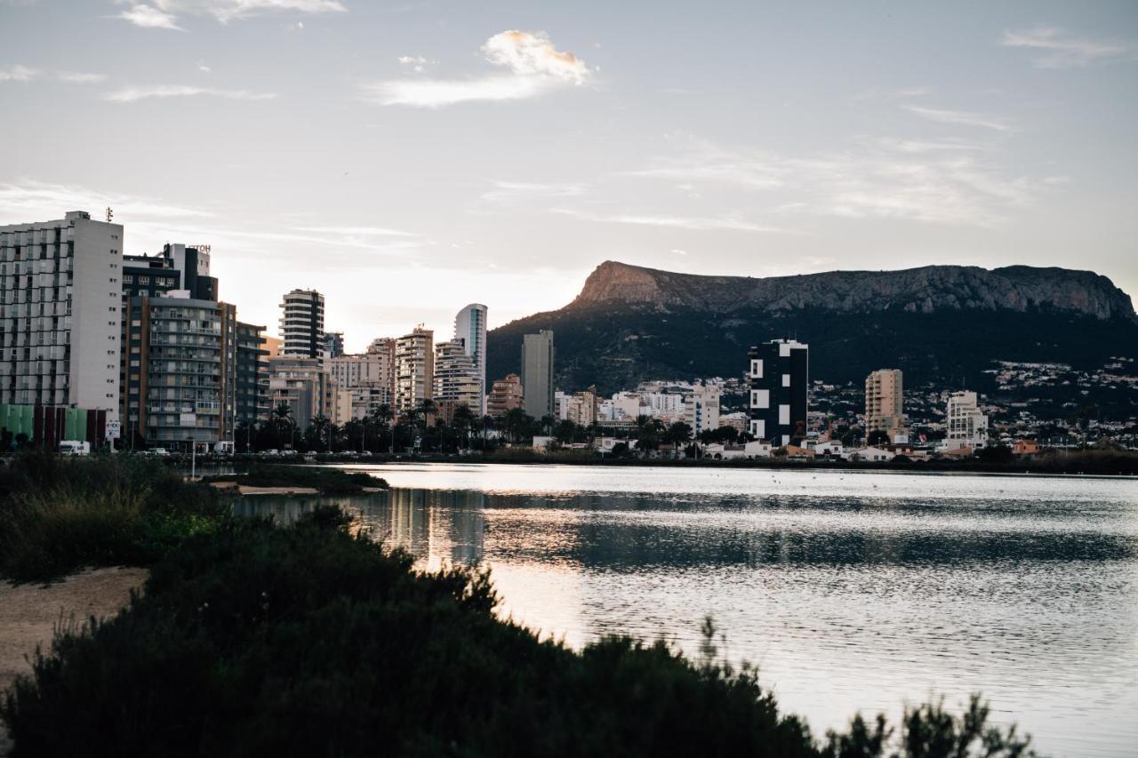 En La Playa. Planta 19. Vistas Espectaculares. 2 Terrazas. Apartment กัลเป ภายนอก รูปภาพ
