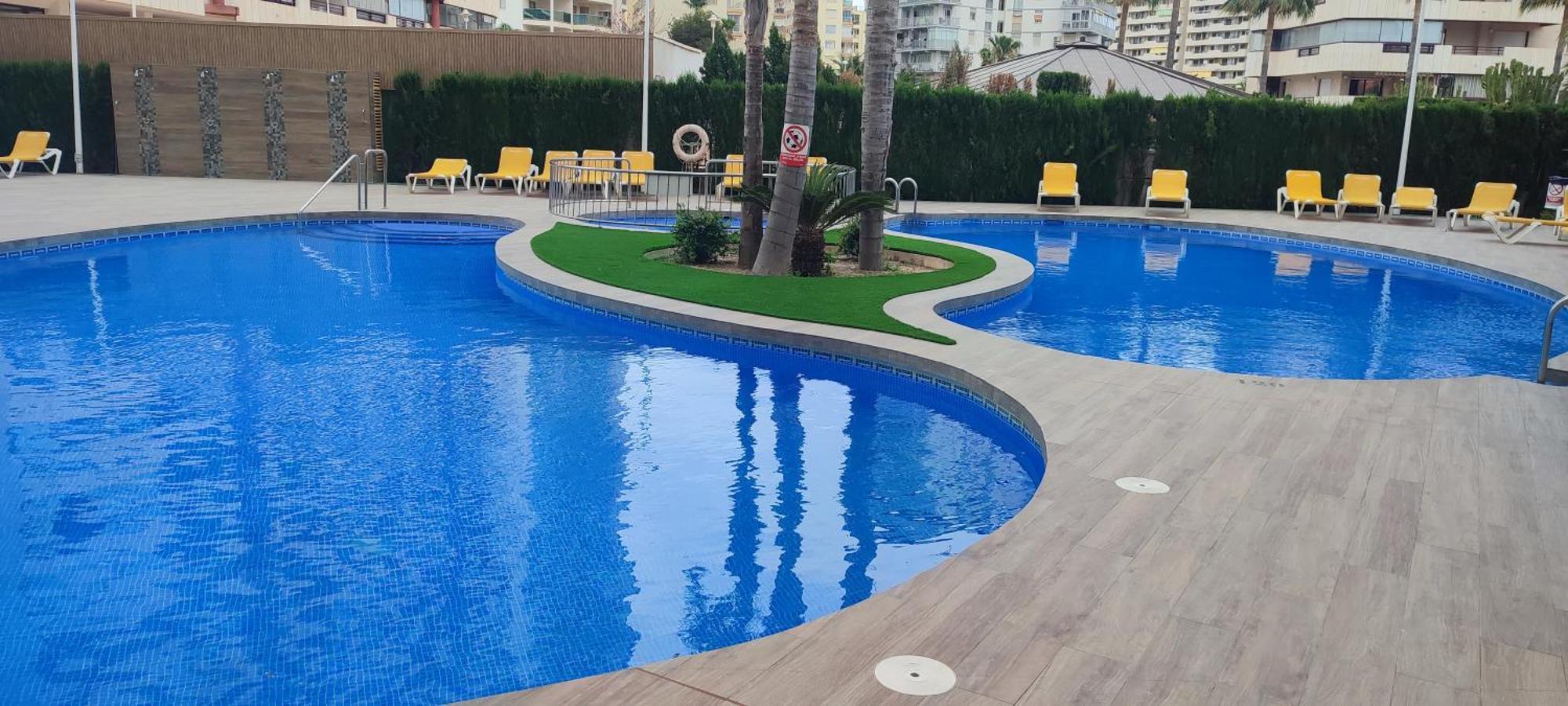 En La Playa. Planta 19. Vistas Espectaculares. 2 Terrazas. Apartment กัลเป ภายนอก รูปภาพ